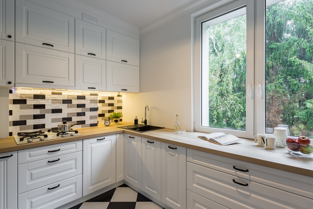 3 Tips on Using a Window for Kitchen Backsplash | Next Door & Window