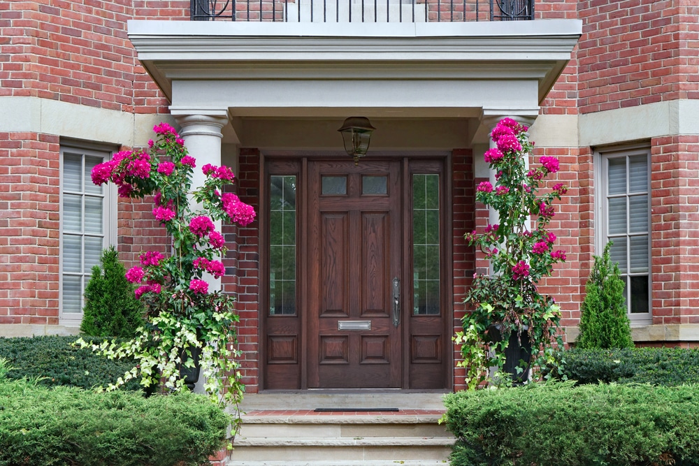 elegant home with sidelight on entry door